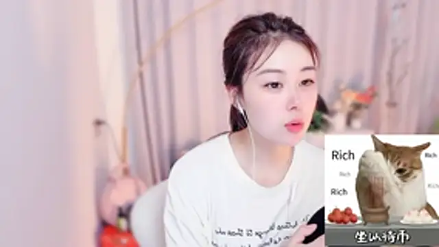 Snapshot of CC-777888 chatting on 07-18-26, 01:20 CC-777888 online show from 07-18-26, 01:20