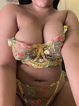 isha sassy online show from 03-21-26, 04:55