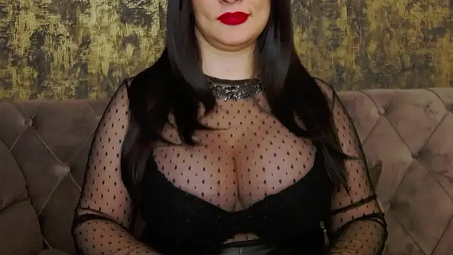 MistressAmberCrost online show from 01-11-26, 10:55