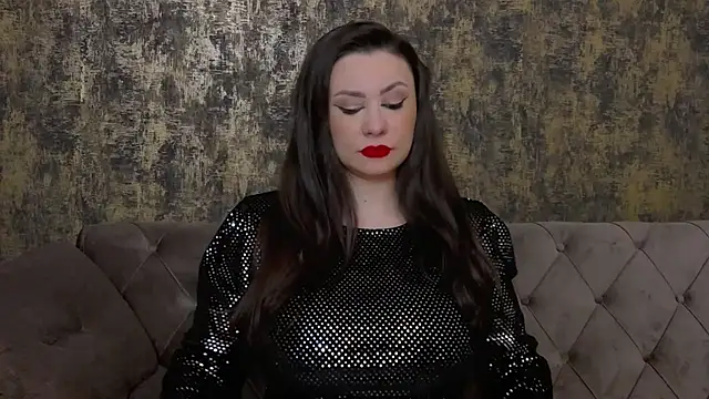 MistressAmberCrost online show from 04-15-26, 05:13