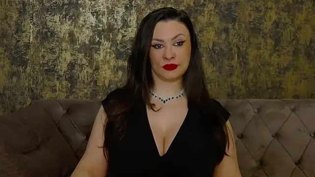 Snapshot of MistressAmberCrost chatting on 05-12-26, 05:15 MistressAmberCrost online show from 05-12-26, 05:15