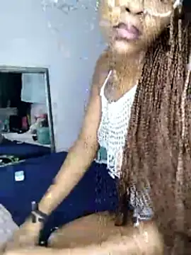 Snapshot of xxTatiannaxx chatting on 05-08-26, 11:08 xxTatiannaxx online show from 05-08-26, 11:08