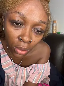 xxTatiannaxx online show from 07-08-26, 11:16