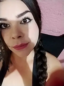 Snapshot of superdaddy009 chatting on 10-27-25, 03:51 superdaddy009 online show from 10-27-25, 03:51