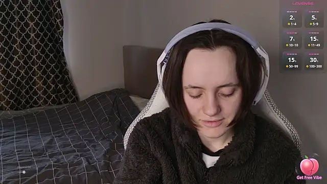 Luna Loveee online show from 04-02-26, 04:52