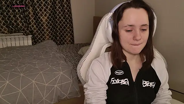 Luna Loveee online show from 02-01-26, 03:49