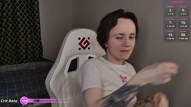 Luna Loveee online show from 03-13-26, 03:44