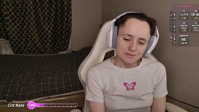 Luna Loveee online show from 02-13-26, 04:23