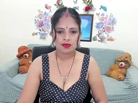 Snapshot of leahgotiii chatting on 05-10-26, 03:10 leahgotiii online show from 05-10-26, 03:10
