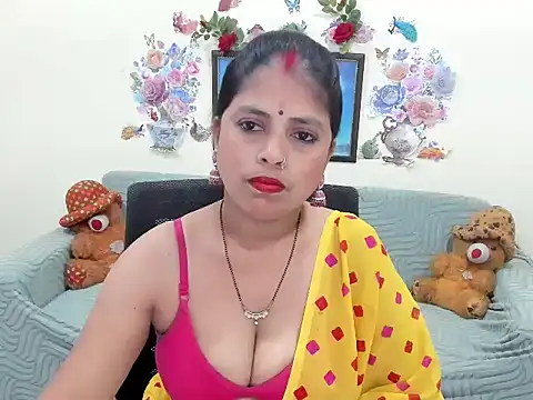 Snapshot of leahgotiii chatting on 05-13-26, 03:13 leahgotiii online show from 05-13-26, 03:13