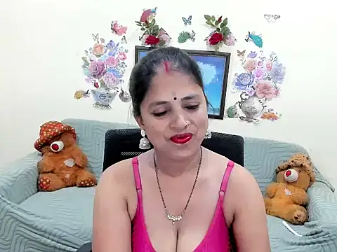 Snapshot of leahgotiii chatting on 04-29-26, 05:30 leahgotiii online show from 04-29-26, 05:30