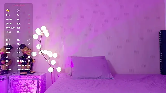 innocenthazel online show from 03-12-26, 03:01