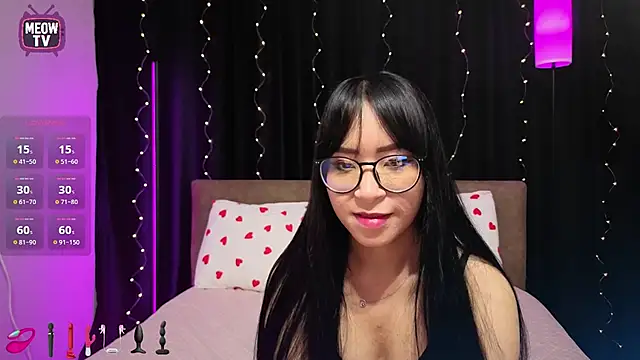 miyakimi0101 online show from 04-11-26, 12:40