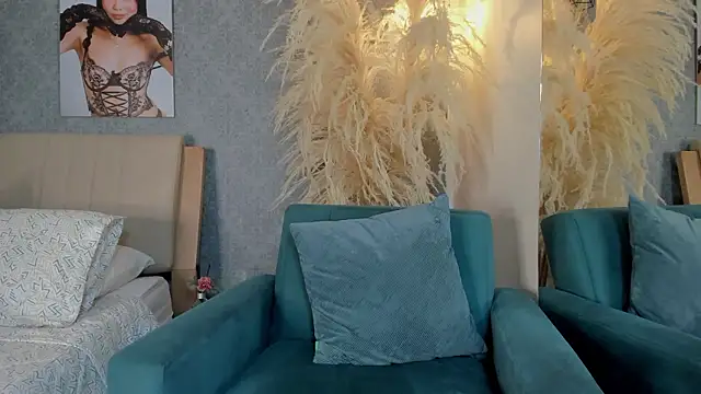 Lucia Brown  online show from 03-12-26, 02:43