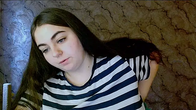 kitsune 8 online show from 10-18-25, 05:42