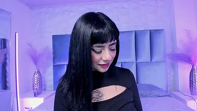 Snapshot of Selene_bennet chatting on 04-24-26, 03:41 Selene bennet online show from 04-24-26, 03:41