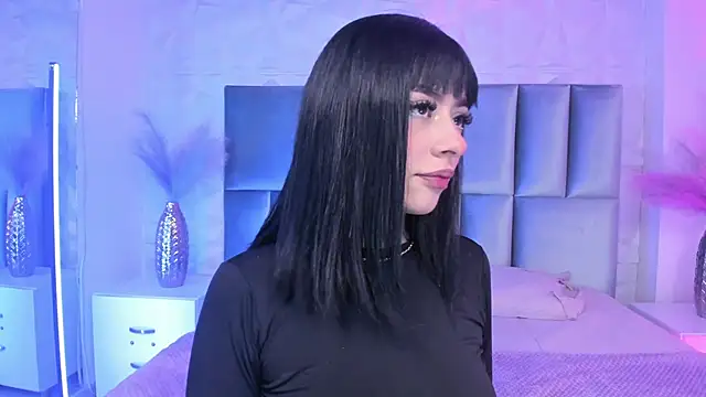 Snapshot of Selene_bennet chatting on 05-02-26, 03:45 Selene bennet online show from 05-02-26, 03:45