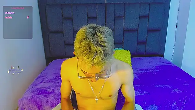 skinny bigcock02 online show from 10-25-25, 10:10