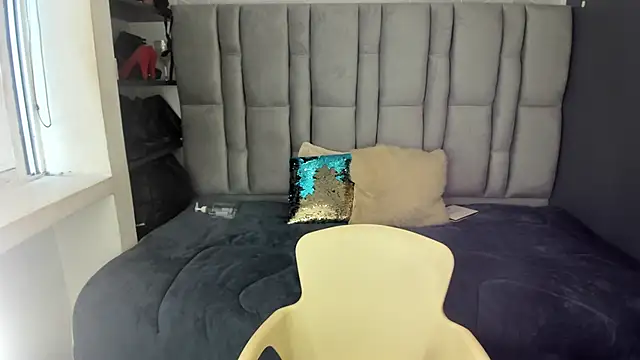 Natasha rose   online show from 12-13-25, 08:04