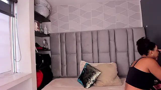 Natasha rose   online show from 11-17-25, 07:51