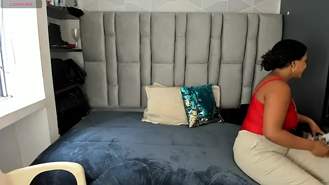 Natasha rose   online show from 12-19-25, 07:49