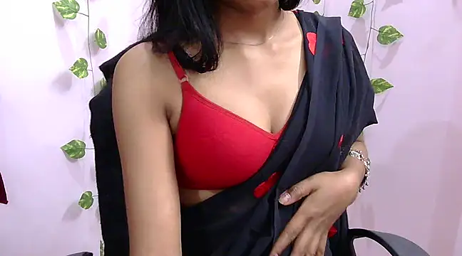 Snapshot of Cute_Pihu01 chatting on 03-02-25, 01:37 Cute Pihu01 online show from 03-02-25, 01:37