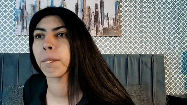 Cassie bloom online show from 10-07-25, 03:40