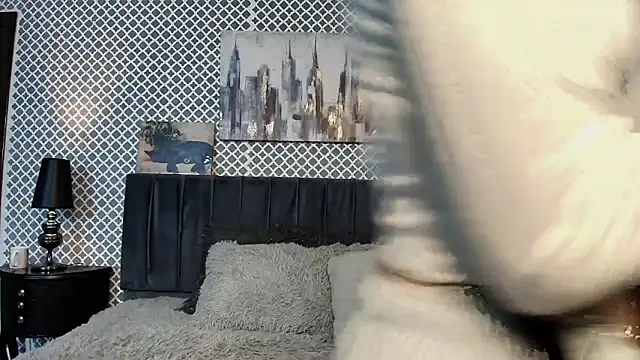 Cassie bloom online show from 03-14-25, 03:15