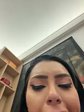 Mia Splash online show from 02-11-26, 08:52