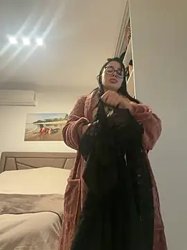 Mia Splash online show from 02-28-26, 12:05