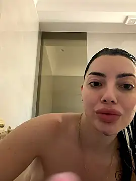 Snapshot of Mia_Splash chatting on 05-30-26, 11:38 Mia Splash online show from 05-30-26, 11:38
