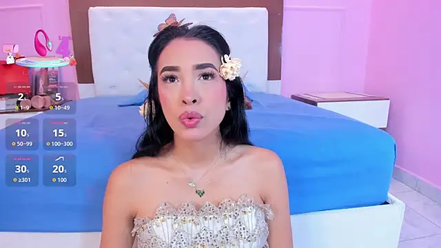 SOPHIATRISTA online show from 10-31-25, 12:24