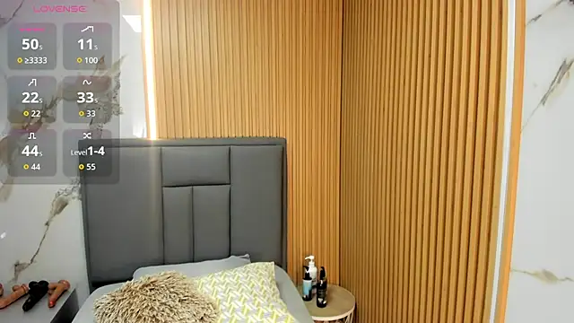 Snapshot of MEGANZARICK chatting on 01-31-26, 08:51 MEGANZARICK online show from 01-31-26, 08:51