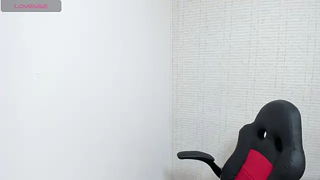 Snapshot of MEGANZARICK chatting on 09-23-25, 12:34 MEGANZARICK online show from 09-23-25, 12:34