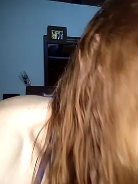 Snapshot of chanel-2025 chatting on 03-04-26, 01:02 chanel-2025 online show from 03-04-26, 01:02