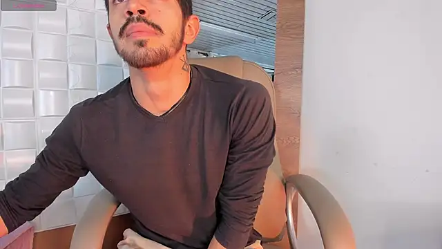 AlejandroStormm online show from 02-08-26, 03:37