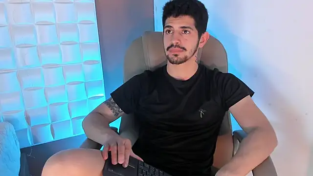 AlejandroStormm online show from 07-23-26, 05:16