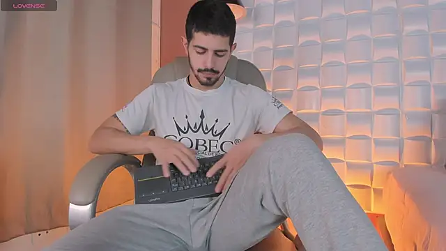 AlejandroStormm online show from 03-04-26, 10:50