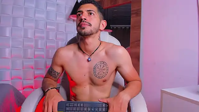 AlejandroStormm online show from 12-04-25, 08:08