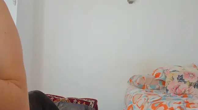 Snapshot of ValeeryRose_ chatting on 03-07-25, 04:33 ValeeryRose online show from 03-07-25, 04:33