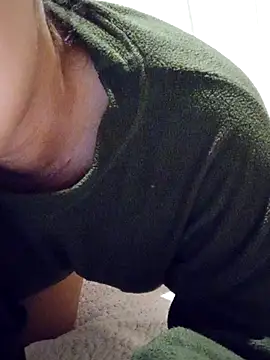 Sexlove1xo online show from 11-29-25, 05:18