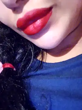 Sexlove1xo online show from 12-18-25, 04:00