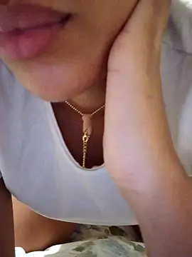 Snapshot of Sexlove1xo chatting on 09-09-25, 04:22 Sexlove1xo online show from 09-09-25, 04:22