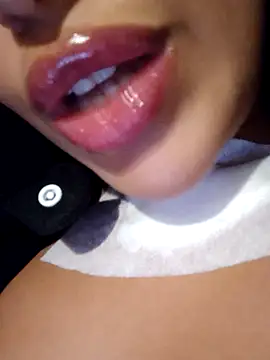 Snapshot of Sexlove1xo chatting on 10-26-25, 06:52 Sexlove1xo online show from 10-26-25, 06:52