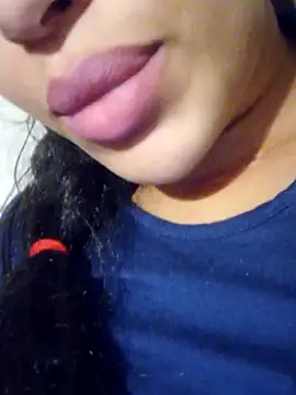 Sexlove1xo online show from 12-17-25, 03:06