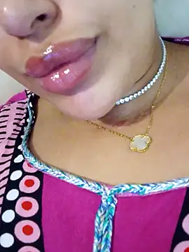 Sexlove1xo online show from 06-26-26, 05:41