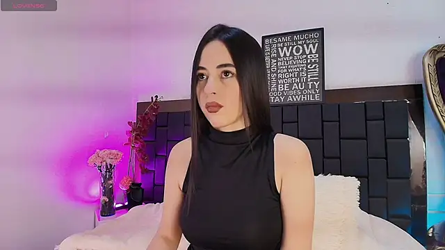 Lexi Howard  online show from 11-30-25, 04:57