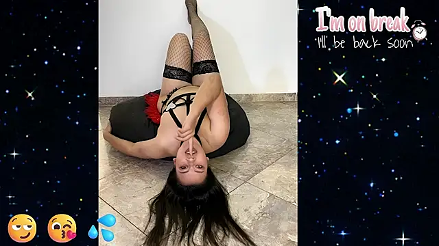 Mila roussee online show from 10-15-25, 01:48
