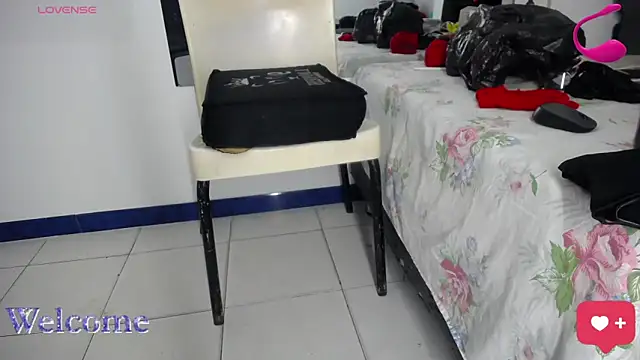 Snapshot of miha_sex91 chatting on 03-25-26, 12:15 miha sex91 online show from 03-25-26, 12:15