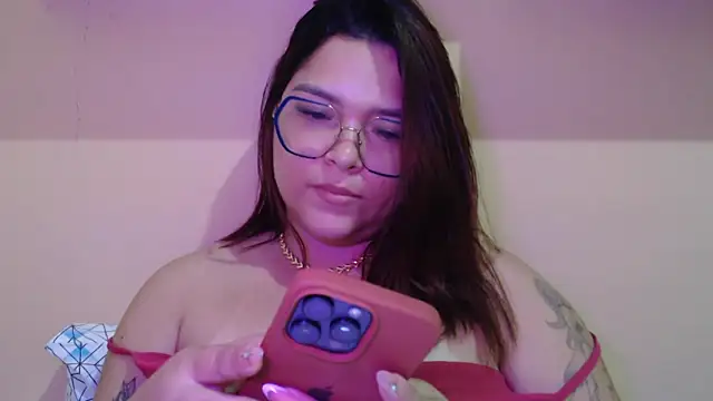 GoddessChaar online show from 12-20-25, 04:04